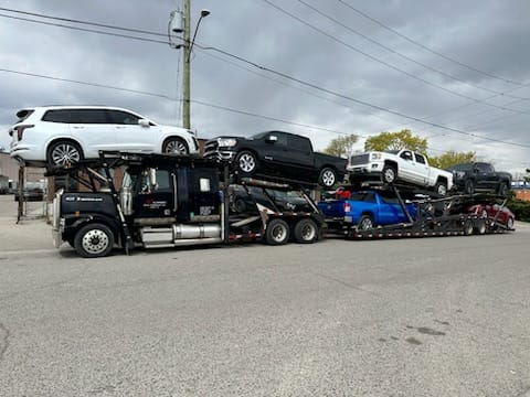 Autocarrierblacktractorcloudspickups